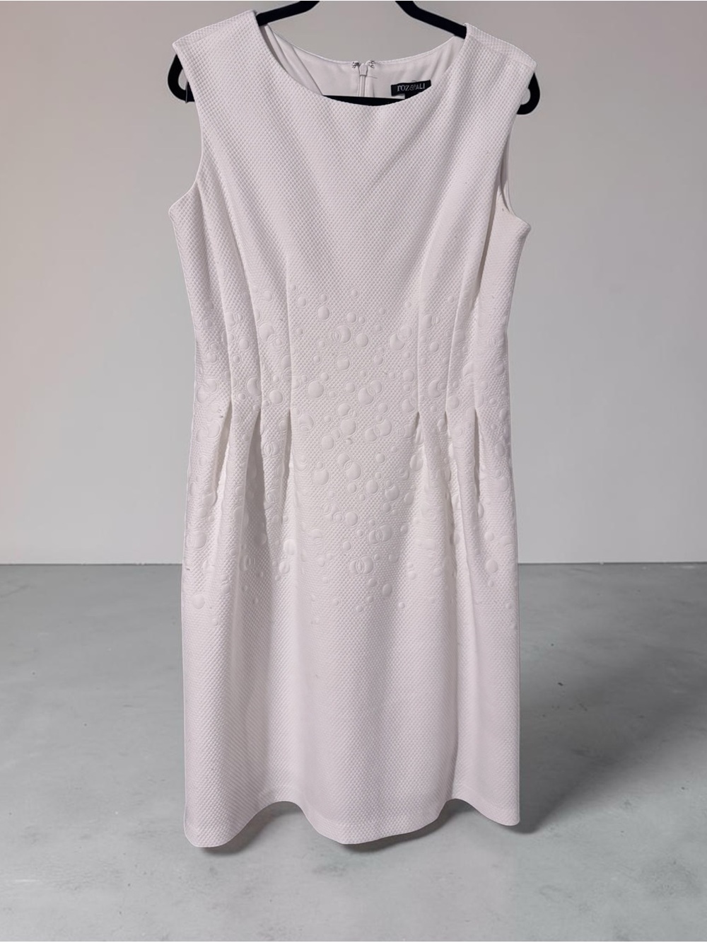 Roz & Ali White Textured Bubble Jacquard Sleeveless Shift Dress Size 14